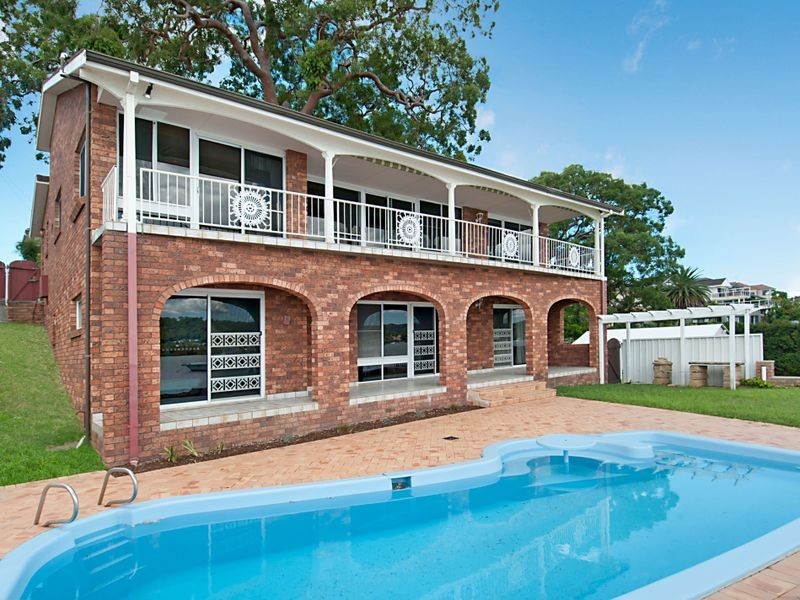 Point Frederick NSW 2250