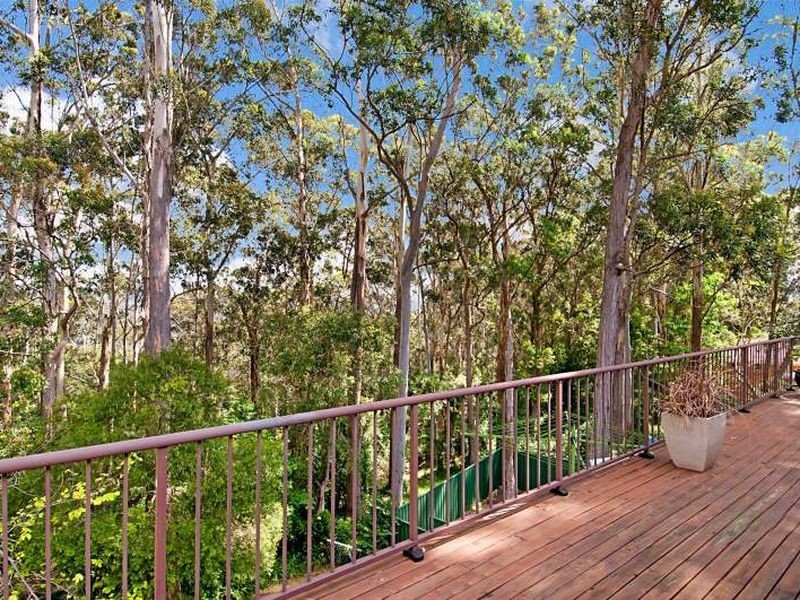 4 Maranoa Street, Wyoming NSW 2250