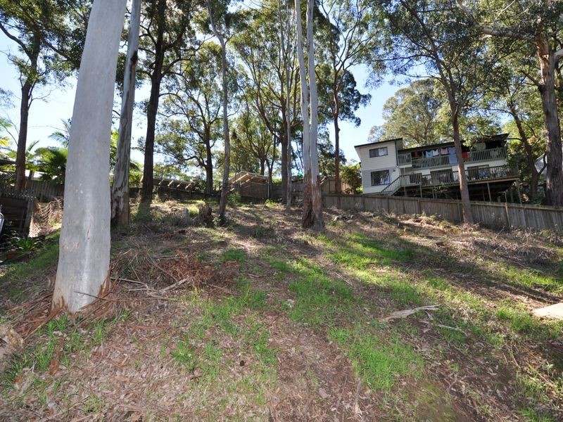 27 Oakglen Road, North Gosford NSW 2250