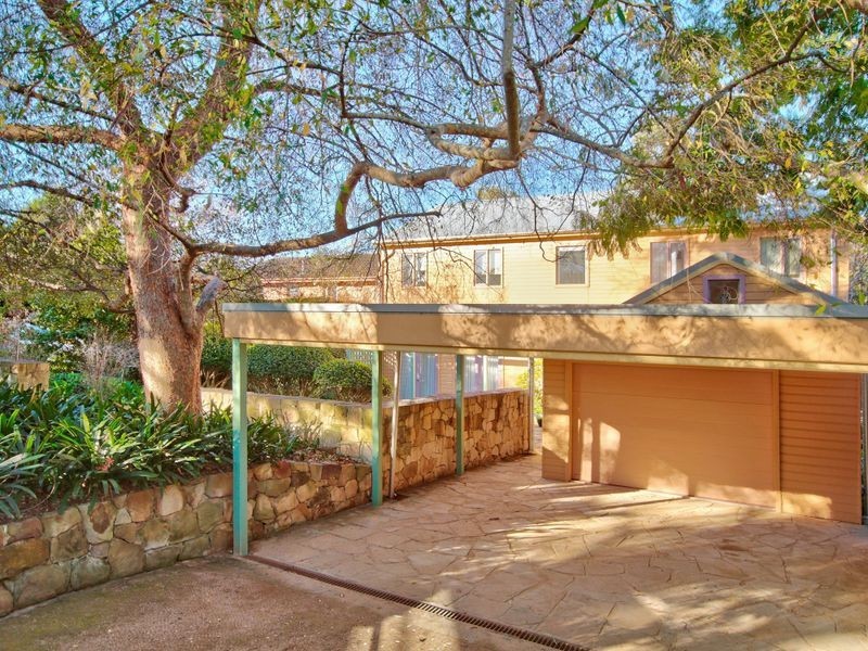 19 Albany Street, Point Frederick NSW 2250