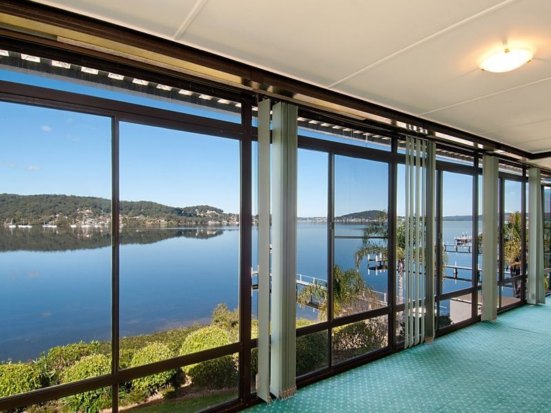 35 Caroline Street, East Gosford NSW 2250