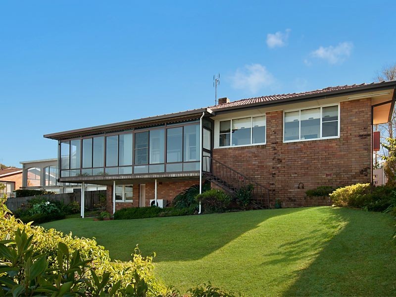 35 Caroline Street, East Gosford NSW 2250