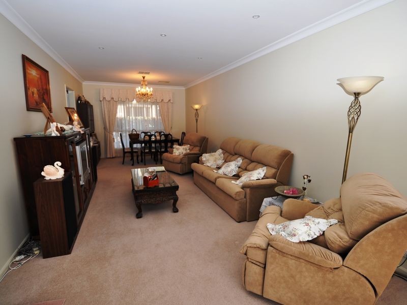 74 Holcombe Avenue, Narara NSW 2250