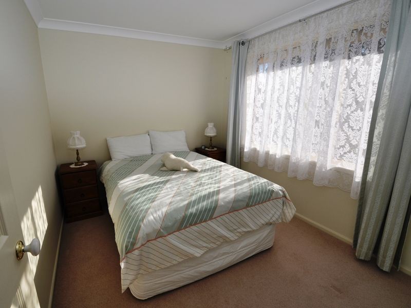 74 Holcombe Avenue, Narara NSW 2250