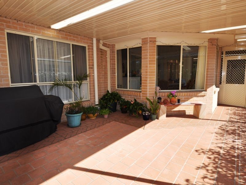 74 Holcombe Avenue, Narara NSW 2250