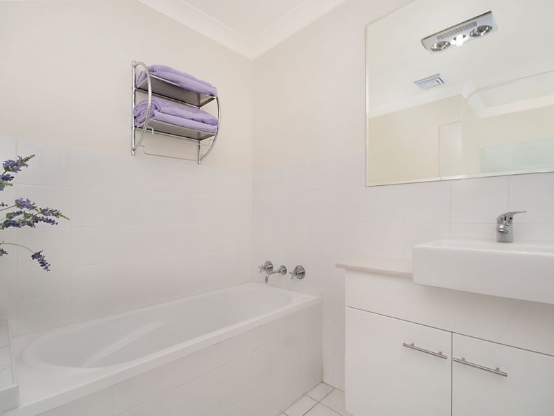 25/13-17 Moore Street, West Gosford NSW 2250