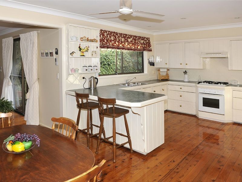 1 Kalori Avenue, Wyoming NSW 2250