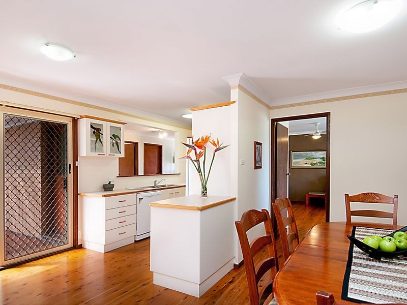 16 Holly Avenue, Narara NSW 2250