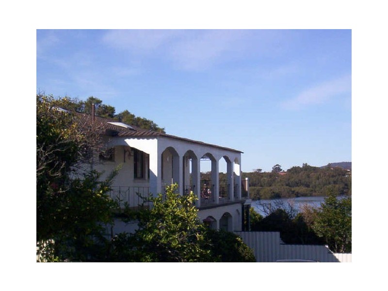 Point Frederick NSW 2250