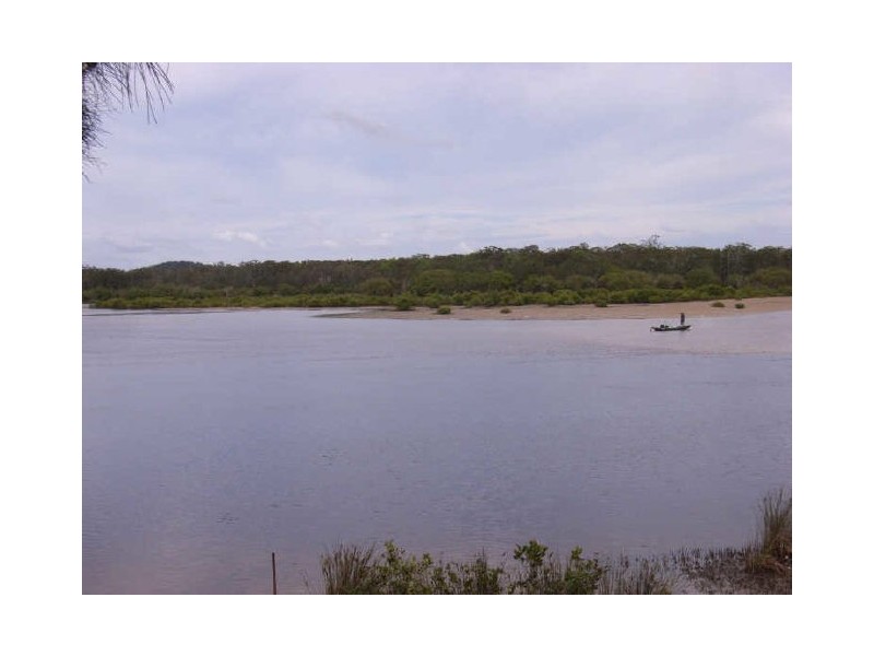 6 Little River Close, Wooli NSW 2462