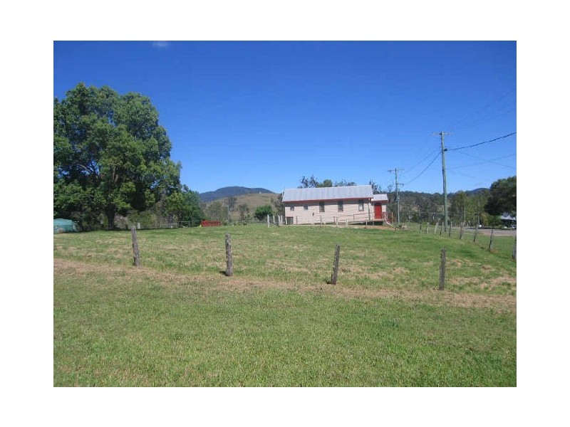 8 Church Street, Nymboida NSW 2460