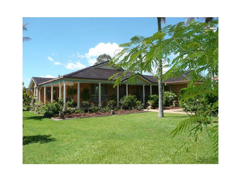 6 Lynhaven Crescent, Ulmarra NSW 2462