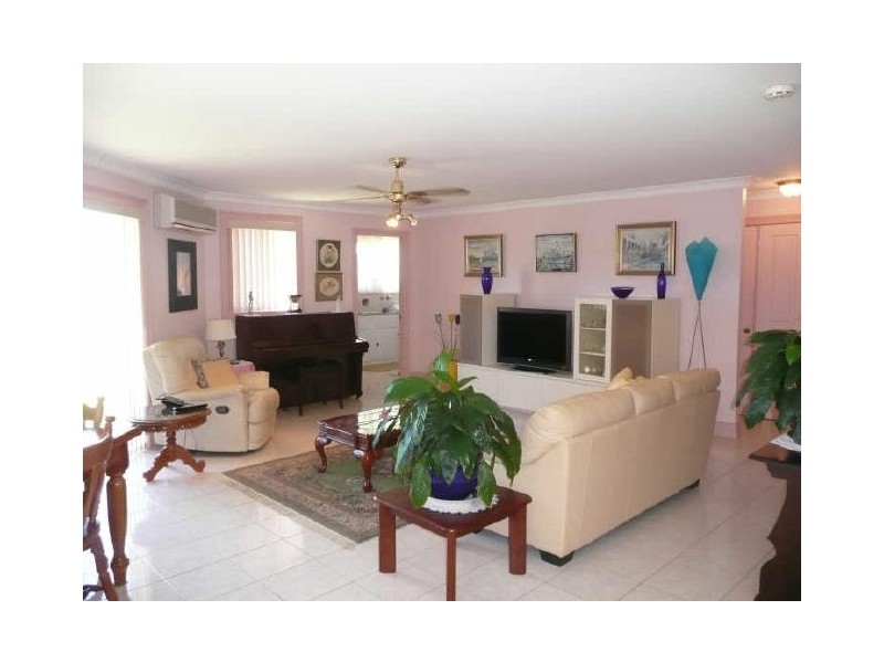 6 Lynhaven Crescent, Ulmarra NSW 2462