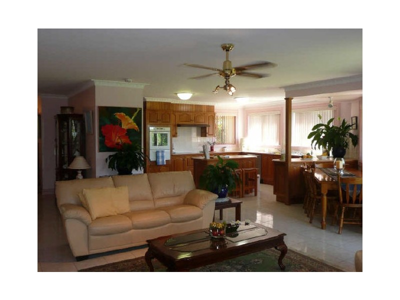 6 Lynhaven Crescent, Ulmarra NSW 2462