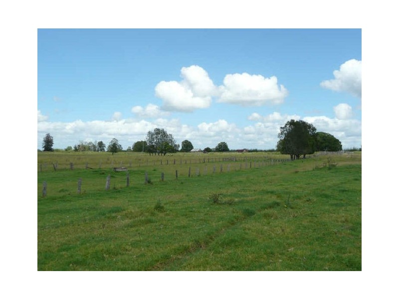 1595 Pacific Highway, Ulmarra NSW 2462
