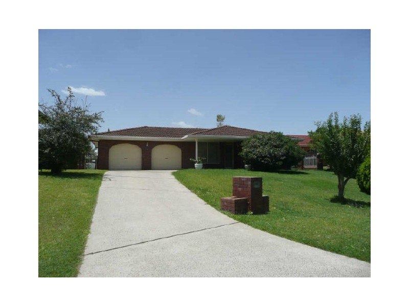 8 Schaeffer Close, Grafton NSW 2460