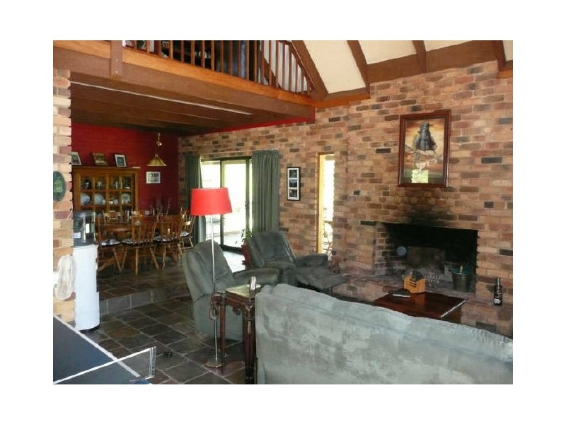 Armidale Road, Grafton NSW 2460