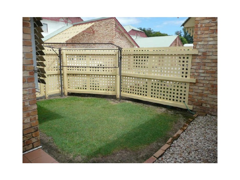 10/3 Schaeffer Close, Grafton NSW 2460