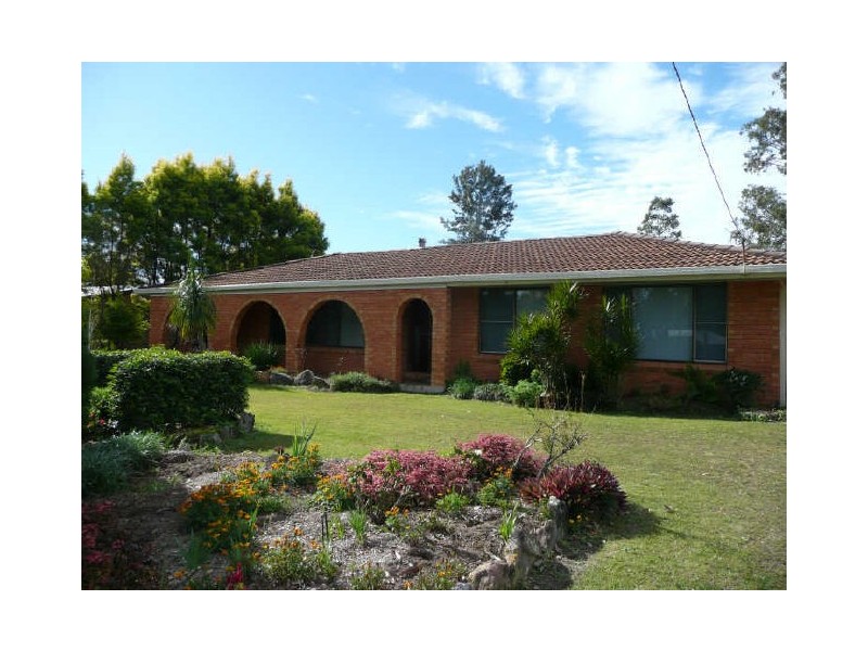 11 Couttaroo Place, Coutts Crossing NSW 2460