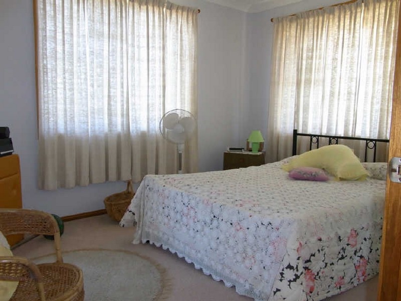 12 Fairway Drive, Grafton NSW 2460