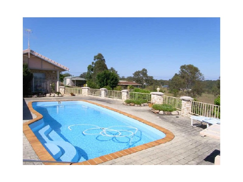 12 Fairway Drive, Grafton NSW 2460