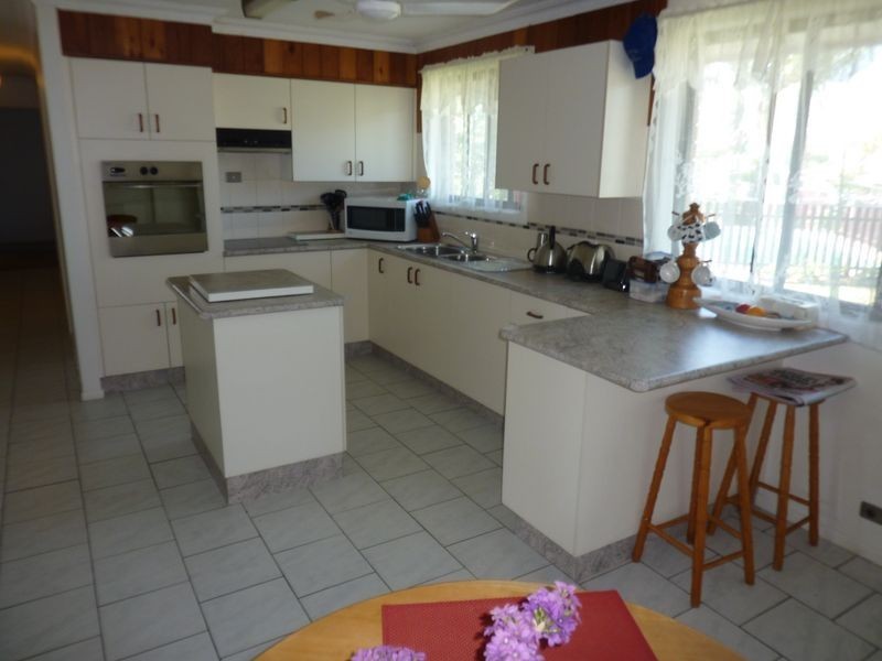 9 Edgecombe Avenue, Junction Hill NSW 2460