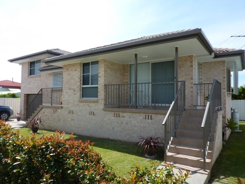 2/11 Kritsch Street, Grafton NSW 2460