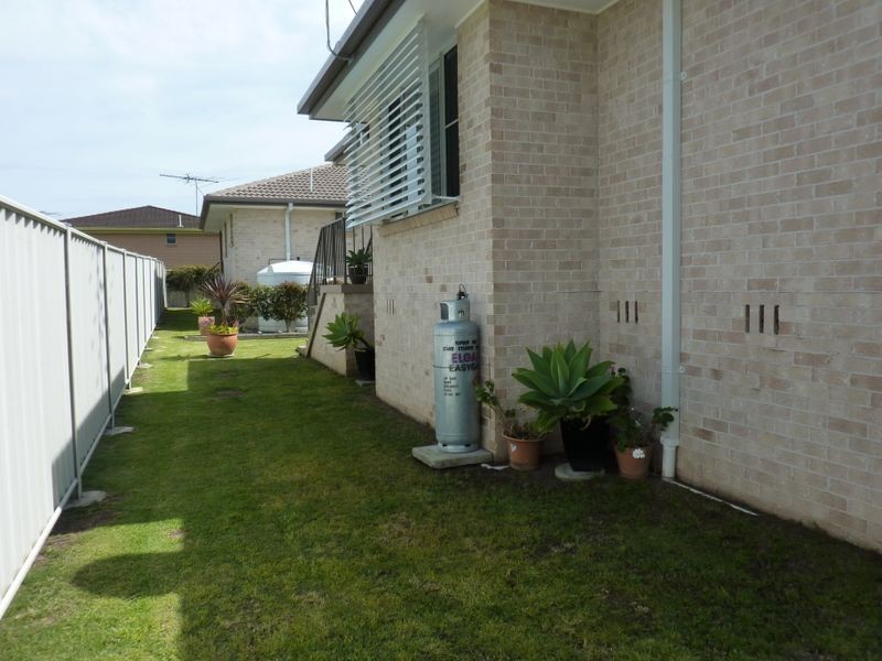 2/11 Kritsch Street, Grafton NSW 2460