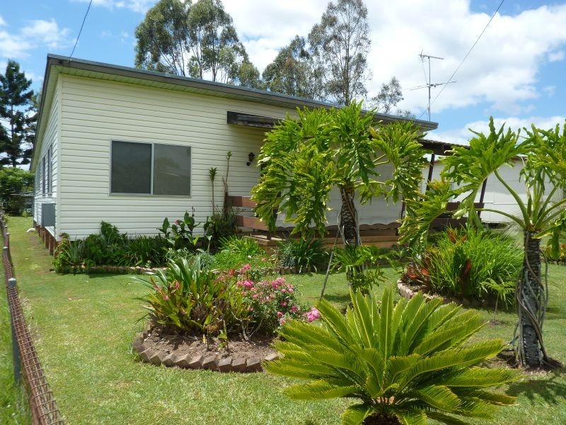 24 Armidale Road, Coutts Crossing NSW 2460