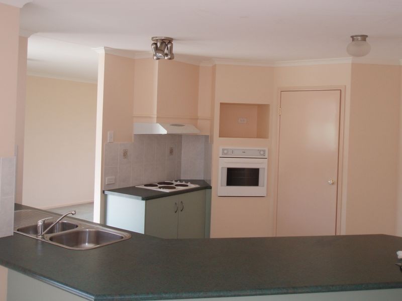 11 Martin Crescent, Junction Hill NSW 2460