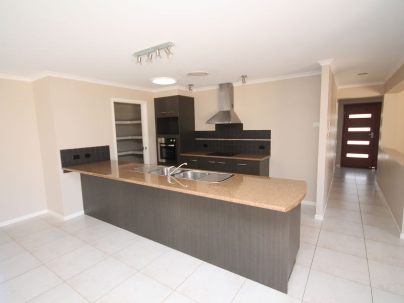 8 Jordan Close, Grafton NSW 2460