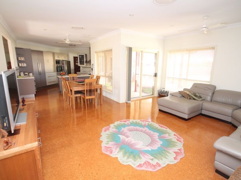 5 Nairn Terrace, Junction Hill NSW 2460