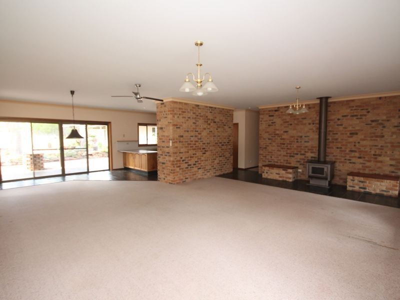 2771 Armidale Road, Blaxlands Creek NSW 2460