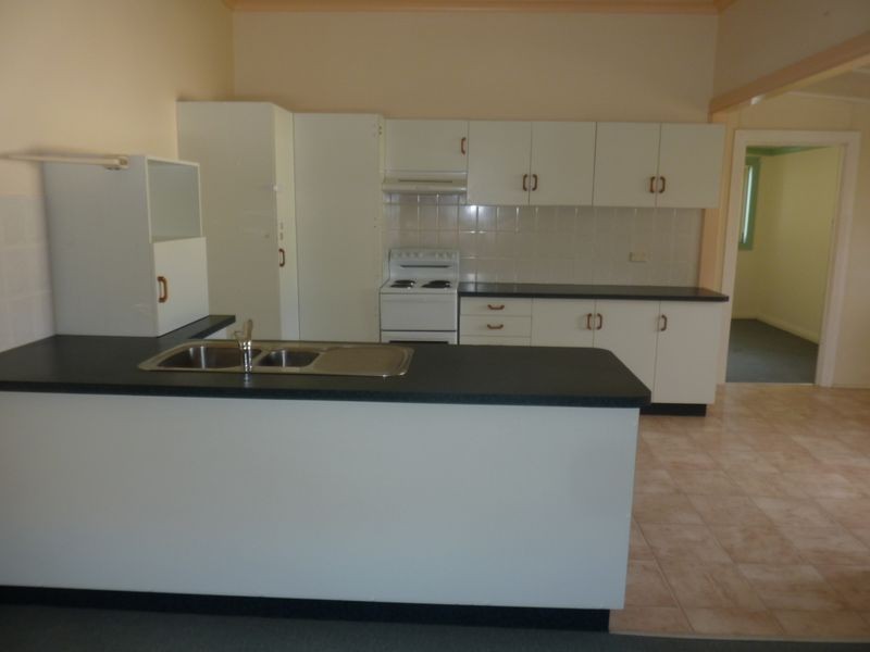 5 Robinson Avenue, Grafton NSW 2460