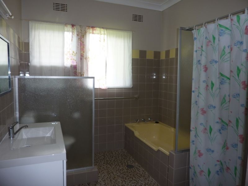 5 Loxton Avenue, Grafton NSW 2460