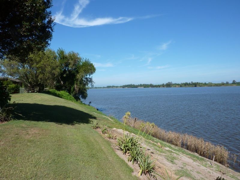 19 Lynhaven Crescent, Ulmarra NSW 2462