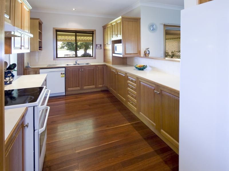 27 Lynhaven Crescent, Ulmarra NSW 2462