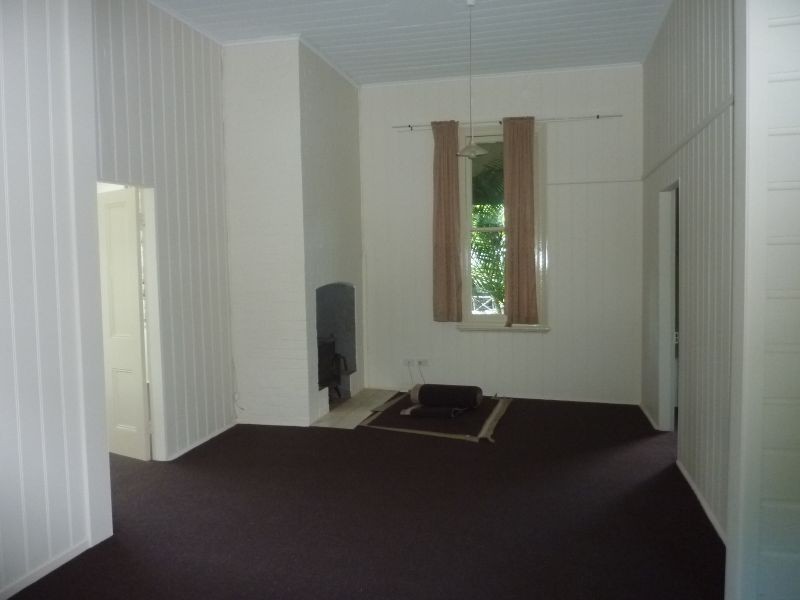 flat 2, 90 Victoria Street, Grafton NSW 2460