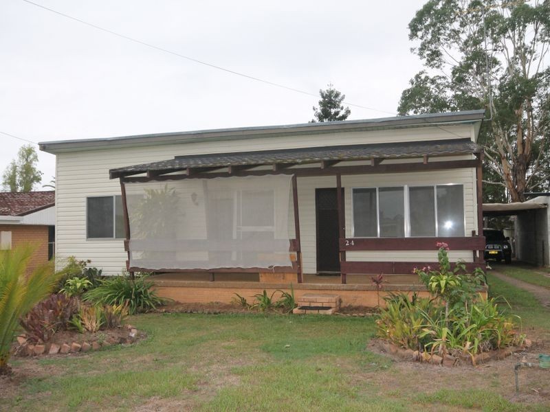24 Armidale Road, Coutts Crossing NSW 2460