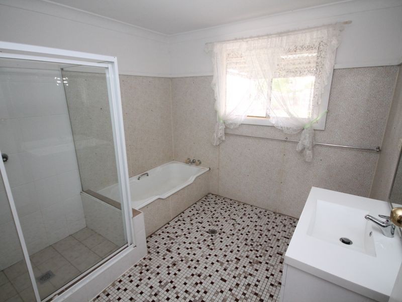 24 Armidale Road, Coutts Crossing NSW 2460