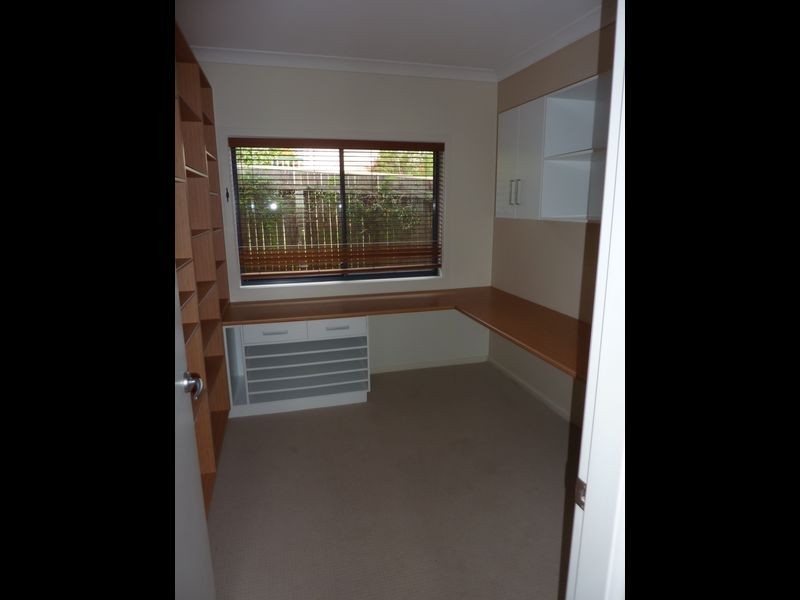 4 Barnier Avenue, Junction Hill NSW 2460