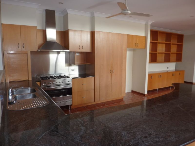 4 Barnier Avenue, Junction Hill NSW 2460