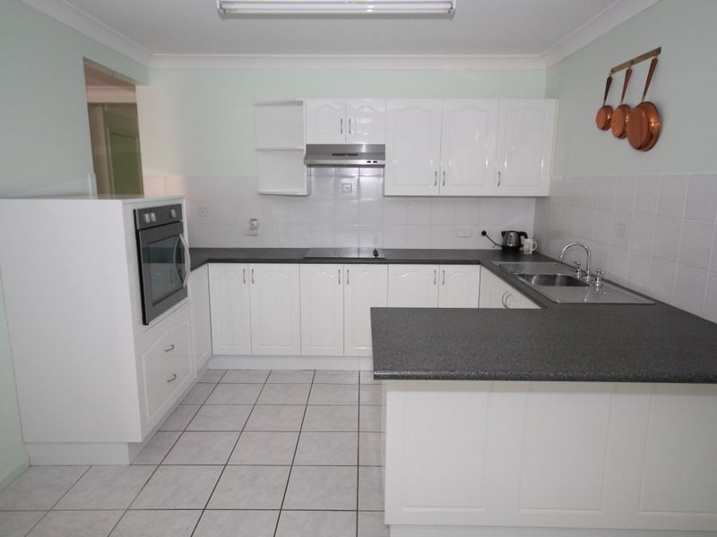 4/3 Schaeffer Close, Grafton NSW 2460