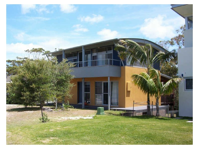 21 THE BOULEVARD, Hawks Nest NSW 2324