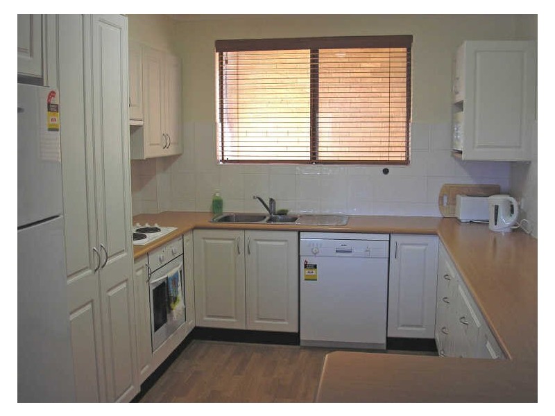 UNIT 6/ “SUMMIT DEK” RUSSELL STREET, Hawks Nest NSW 2324