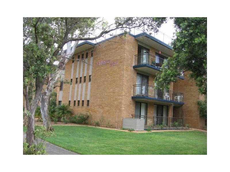 UNIT 6/ “SUMMIT DEK” RUSSELL STREET, Hawks Nest NSW 2324