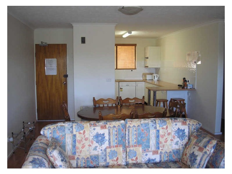 UNIT 6/ “SUMMIT DEK” RUSSELL STREET, Hawks Nest NSW 2324