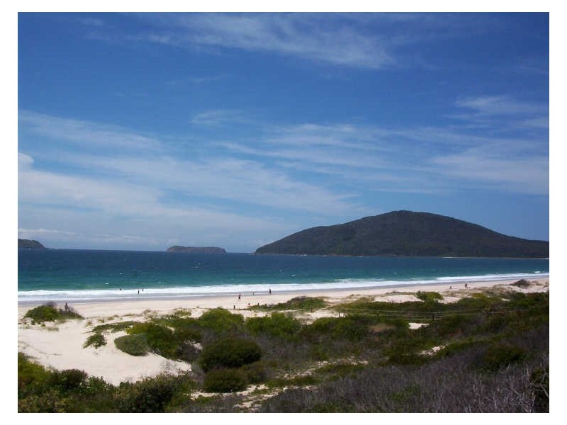 UNIT 6/ “SUMMIT DEK” RUSSELL STREET, Hawks Nest NSW 2324