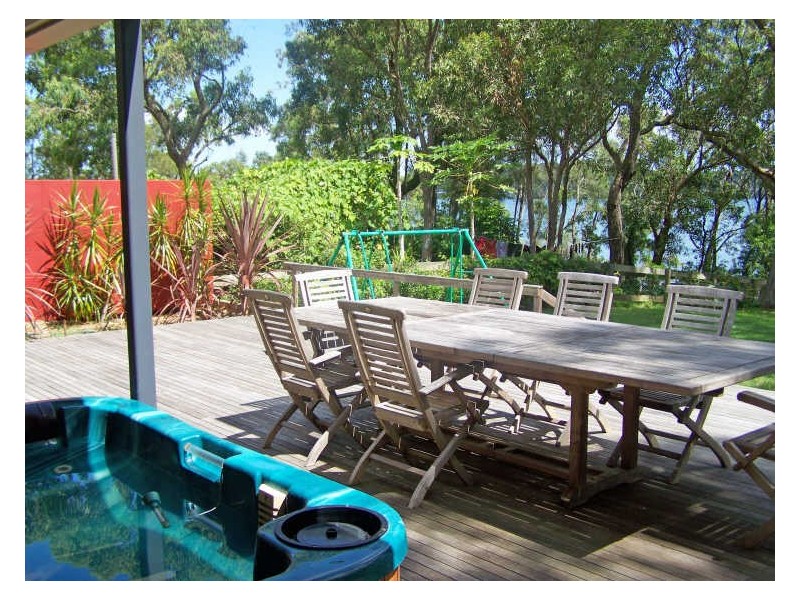 10 Pier Place, Bundabah NSW 2324