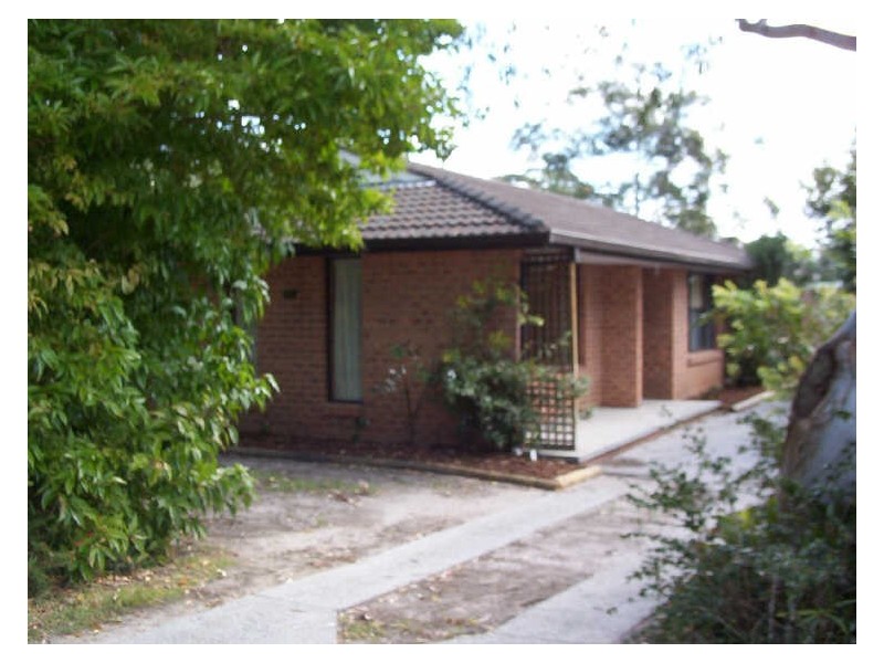 2/25 DOLPHIN AVENUE, Hawks Nest NSW 2324